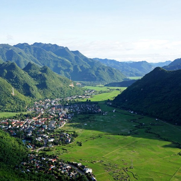 KHÁM PHÁ THUNG LŨNG MAI CHÂU